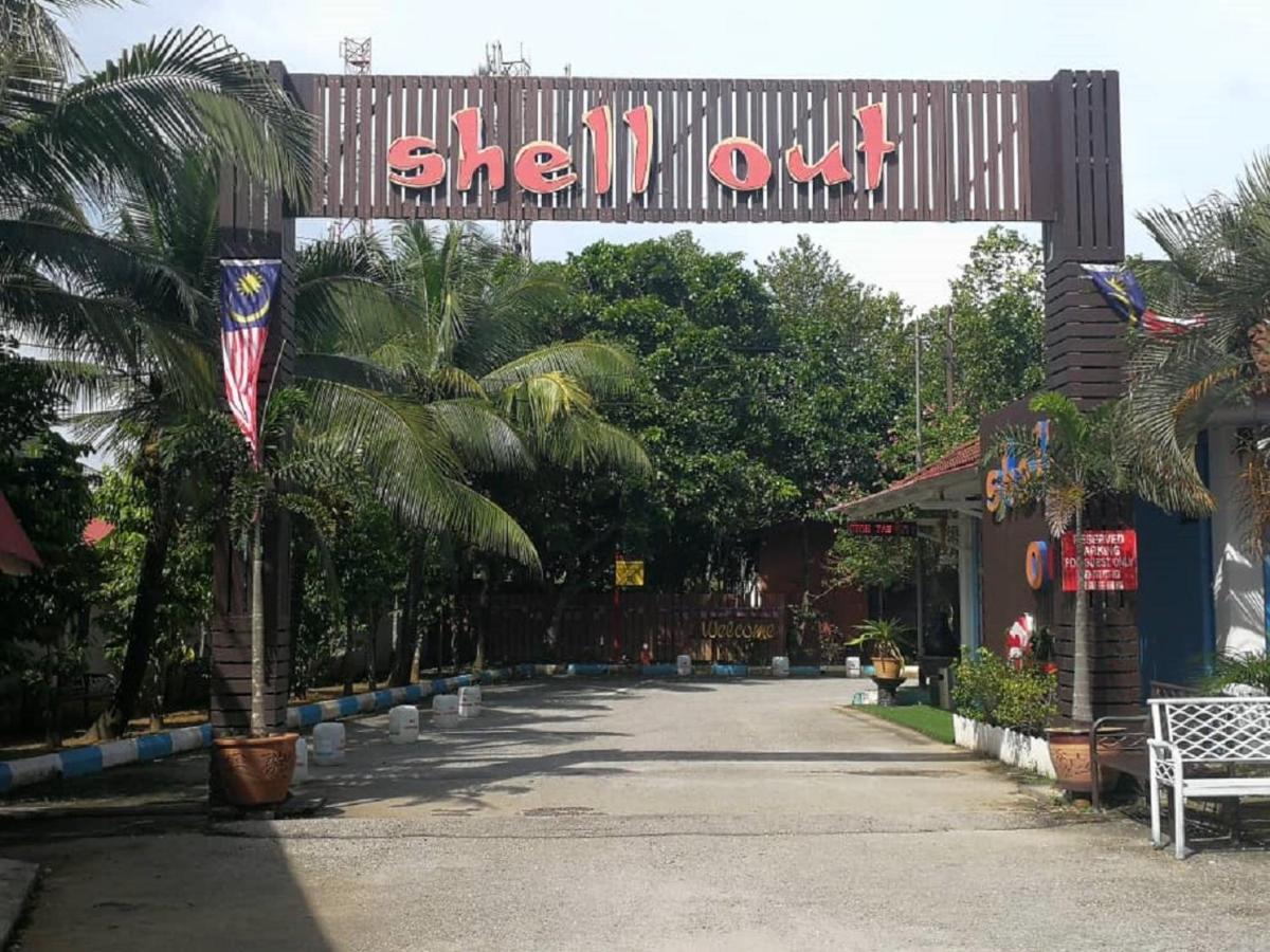 Adina Drive-In Motel Cenang - Managed By Shell Out Resort Pantai Cenang  Exterior photo